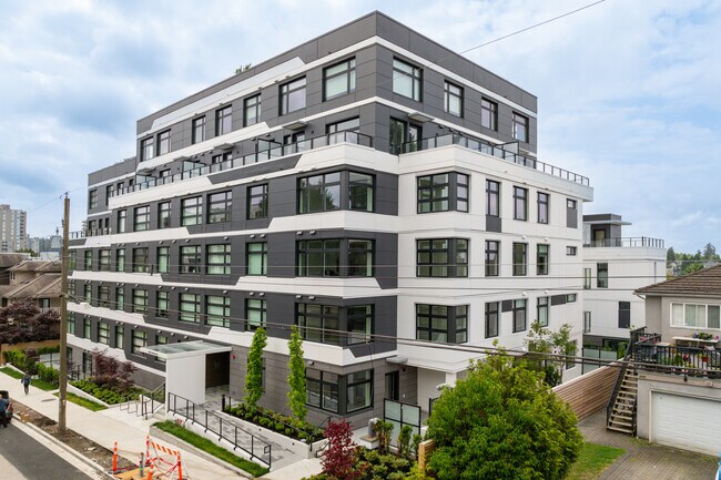 Clive at Collingwood South Building in Vancouver, BC - Building Photo - Building Photo