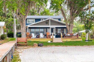 13920 SE 124th St in Ocklawaha, FL - Building Photo - Building Photo