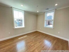 191 Porter St in Boston, MA - Building Photo - Building Photo