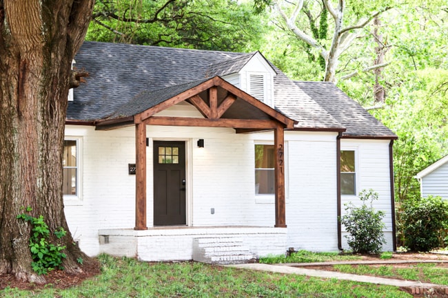 property at 2721 Mayflower Rd