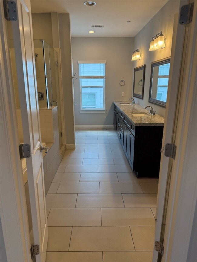 property at 2522 Hutchins St