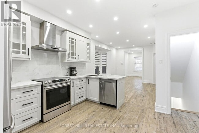 property at 1297 Davenport Rd