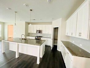 4315 Magpie Dr in Hoschton, GA - Building Photo - Building Photo