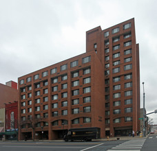 Plaza on the Green in Waterbury, CT - Building Photo - Building Photo