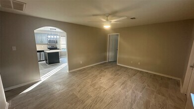 16372 Ryan Guinn Way in Conroe, TX - Building Photo - Building Photo