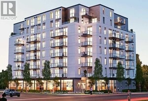 7 Erie Ave in Brantford, ON - Building Photo