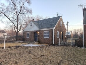 2551 W 12th Ave in Gary, IN - Building Photo - Building Photo
