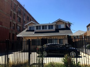 161 N Normandie Ave in Los Angeles, CA - Building Photo - Building Photo