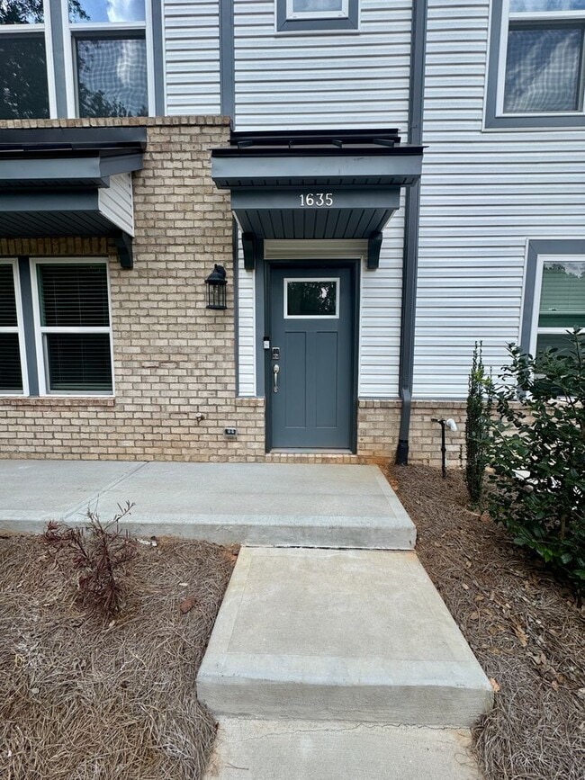 1635 Blanche St in Charlotte, NC - Building Photo - Building Photo