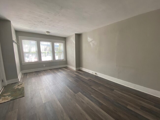 2622 Tilbury Ave, Unit Upper Level in Pittsburgh, PA - Building Photo - Building Photo