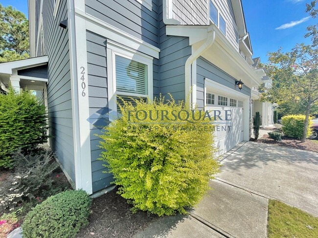 2406 Pecan Ridge Way in Apex, NC - Building Photo - Building Photo