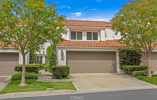 15 Alejo in Irvine, CA - Building Photo - Building Photo