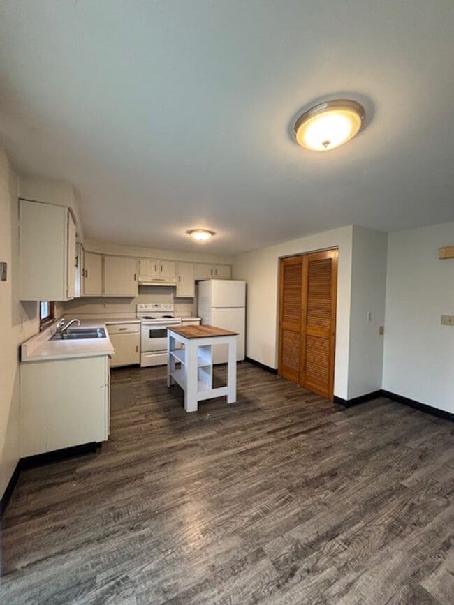 property at 6463 Wells Dr