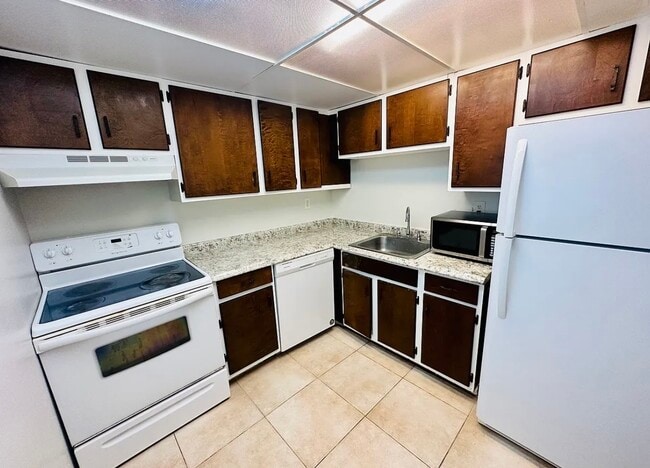 property at 1504 Virginia Ave