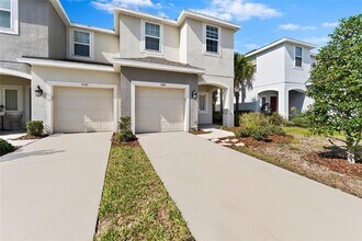 7103 Grand Elm Dr in Riverview, FL - Building Photo - Building Photo