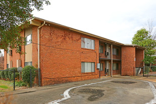 Chalet on 10th Apartments