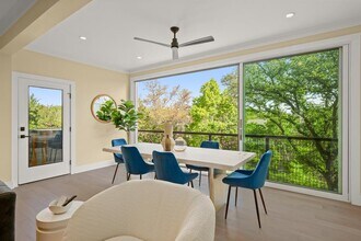 1405 Parkinson Dr in Austin, TX - Building Photo - Building Photo