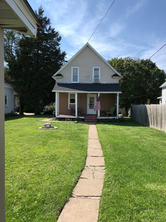 property at 2308 4th St