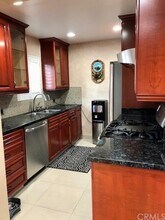 212 N Jackson St, Unit 5 in Glendale, CA - Building Photo - Building Photo