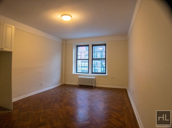 WEST 72 STREET, Unit 3E in New York, NY - Building Photo - Building Photo