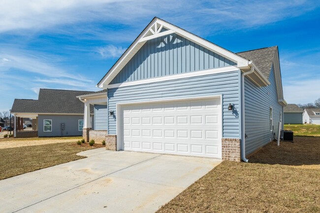 4286 Alderic St in Tuscaloosa, AL - Building Photo - Building Photo