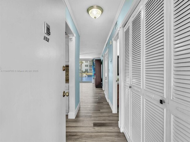 3600 NE 170th St in North Miami Beach, FL - Building Photo - Building Photo