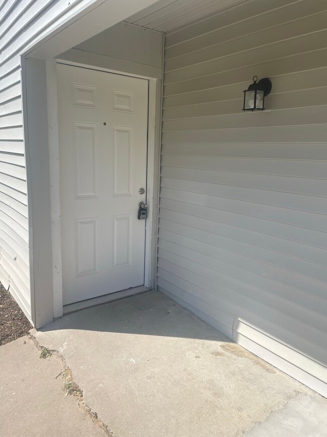 property at 1005 Southampton Dr