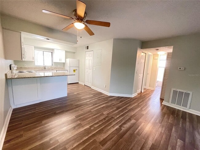7229 Swallow Run in Winter Park, FL - Building Photo - Building Photo
