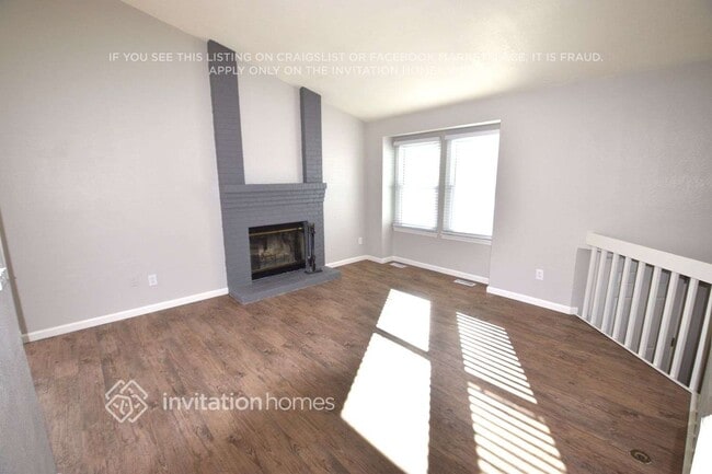 4101 S Lewiston Cir in Aurora, CO - Foto de edificio - Building Photo