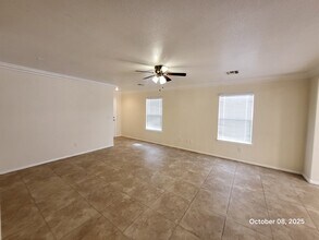 9986 Shallot Ct in Las Vegas, NV - Foto de edificio - Building Photo
