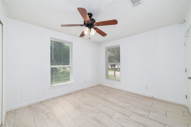 property at 10907 Sageleaf Ln