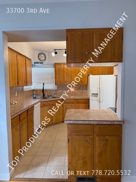 33700 3 Ave in Mission, BC - Building Photo - Building Photo