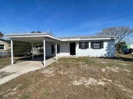 2614 Royal Dr in Lakeland, FL - Building Photo