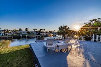 4506 Floramar Terrace in New Port Richey, FL - Building Photo - Building Photo