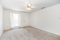 9410 Edgebrook Dr in Houston, TX - Building Photo - Building Photo