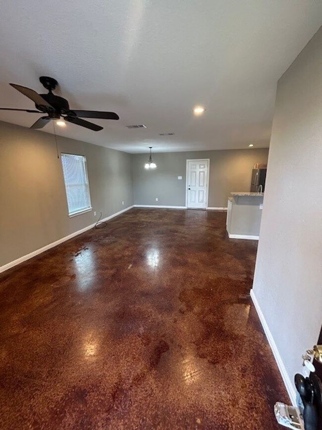 2213 Beauregard St in Waco, TX - Foto de edificio - Building Photo