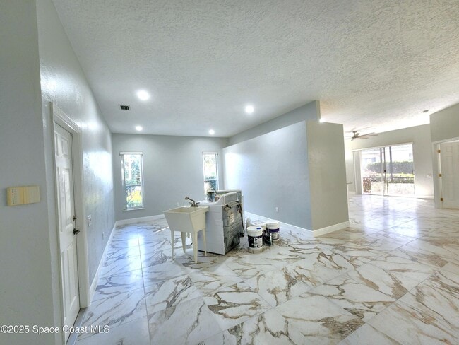 501 Carmel Dr in Melbourne, FL - Building Photo - Building Photo