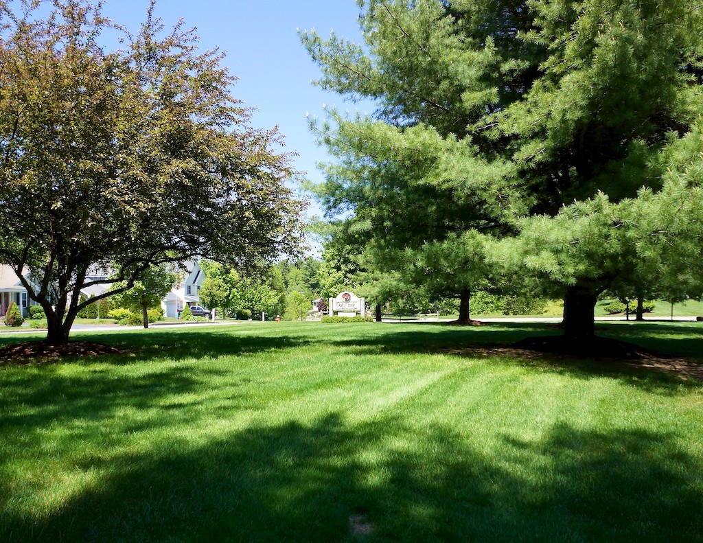 Oak Creek Apartments in Concord, NH
