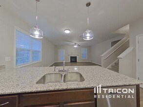4527 Dover Ct in Denver, NC - Building Photo - Building Photo