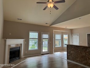 350 Hanna Dr in Wilmington, NC - Building Photo - Building Photo
