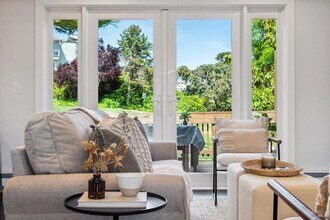 490 S Eliseo Dr in Larkspur, CA - Building Photo - Building Photo