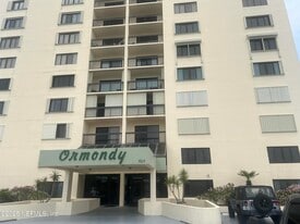 1513 Ocean Shore Blvd in Ormond Beach, FL - Building Photo