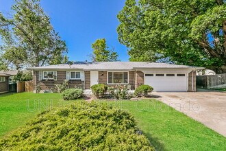 3016 W Stanford Dr in Englewood, CO - Building Photo - Building Photo