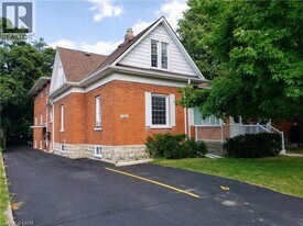 729 Hamilton St in Cambridge, ON - Building Photo