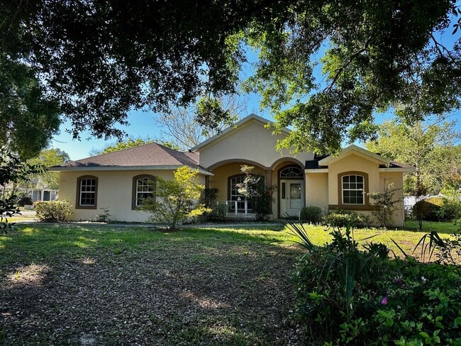 property at 2998 W Beaumont Ln