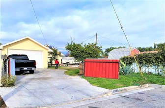 3 Single Family Homes On One Huge Lot! in El Monte, CA - Building Photo - Building Photo