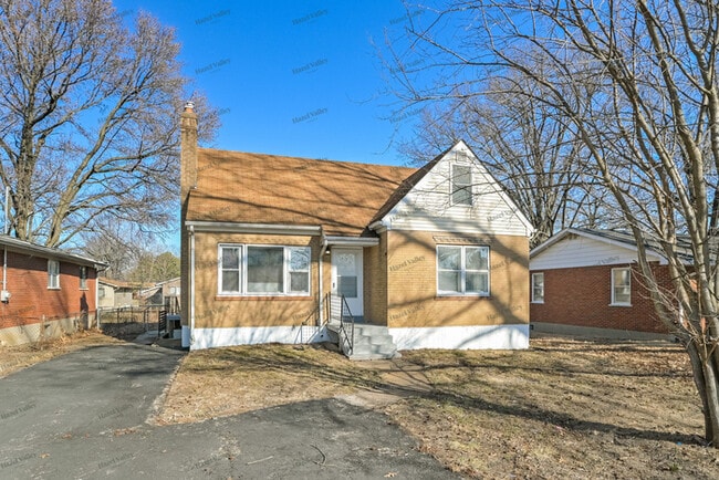 property at 1121 Trampe Ave