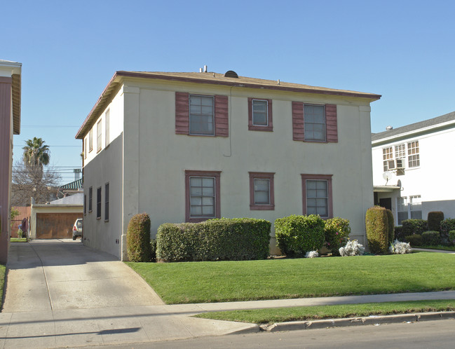 1627 S Bronson Ave in Los Angeles, CA - Building Photo - Building Photo