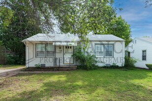 608 N Sheridan St in Wichita, KS - Building Photo