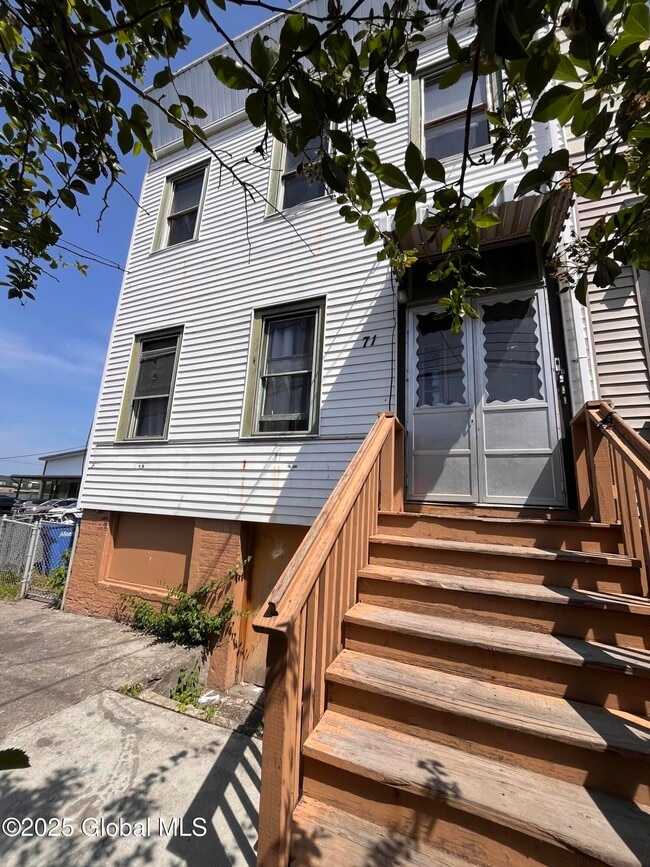 71 Watervliet Ave in Albany, NY - Building Photo - Building Photo